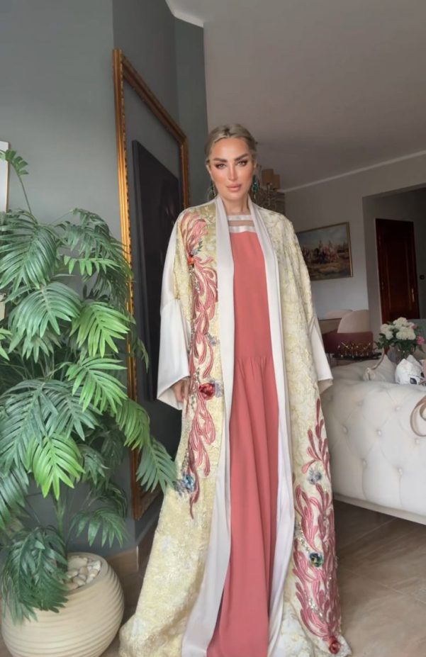 Jewel Garden abaya